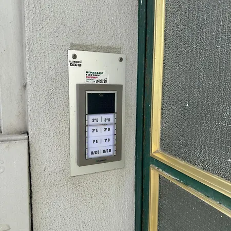 Ks Airport Privatunterkunft